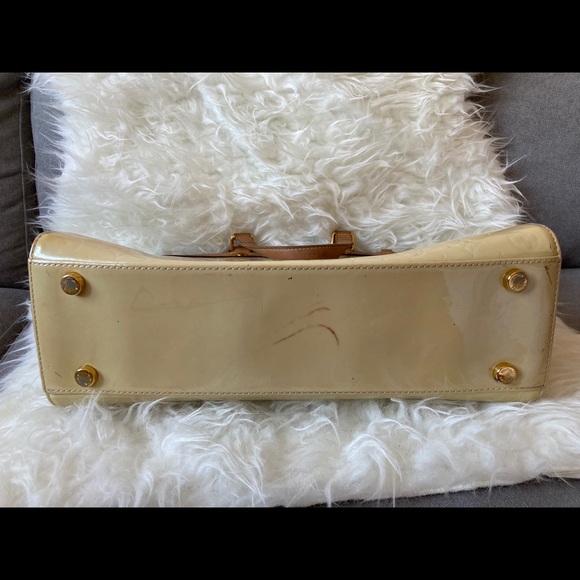 ❤louis vuitton handbag vernis Brea Gm used fair condition - Picture 7 of 11